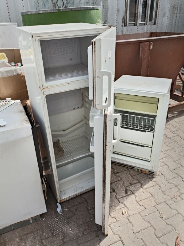 Refrigerator Disposal Service in Sacramento, CA